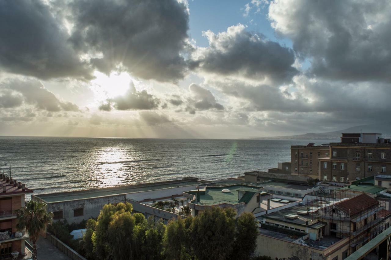 Apartamento House Of Sun 2016 Castellammare di Stabia Exterior foto